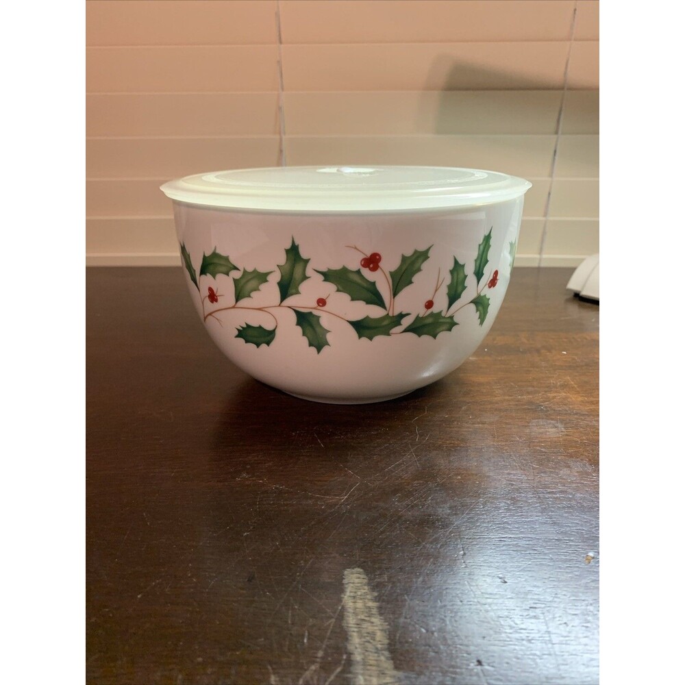 Lenox Fine China Holiday Serving Bowl w/ Lid
